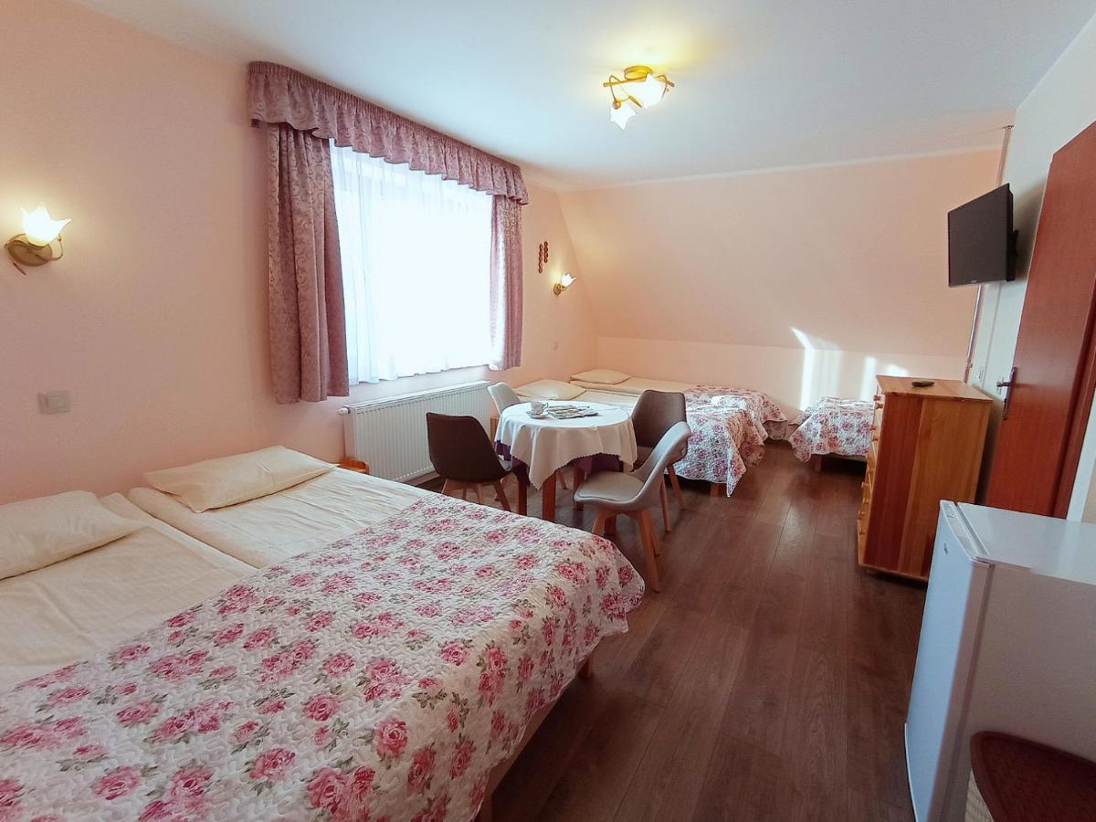 Wynajem Pokoi Rancho Lägenhet Zab Exteriör bild